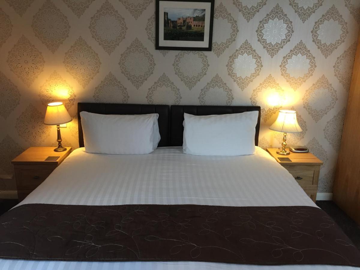 The Chetwynde Hotel Barrow-in-Furness Esterno foto
