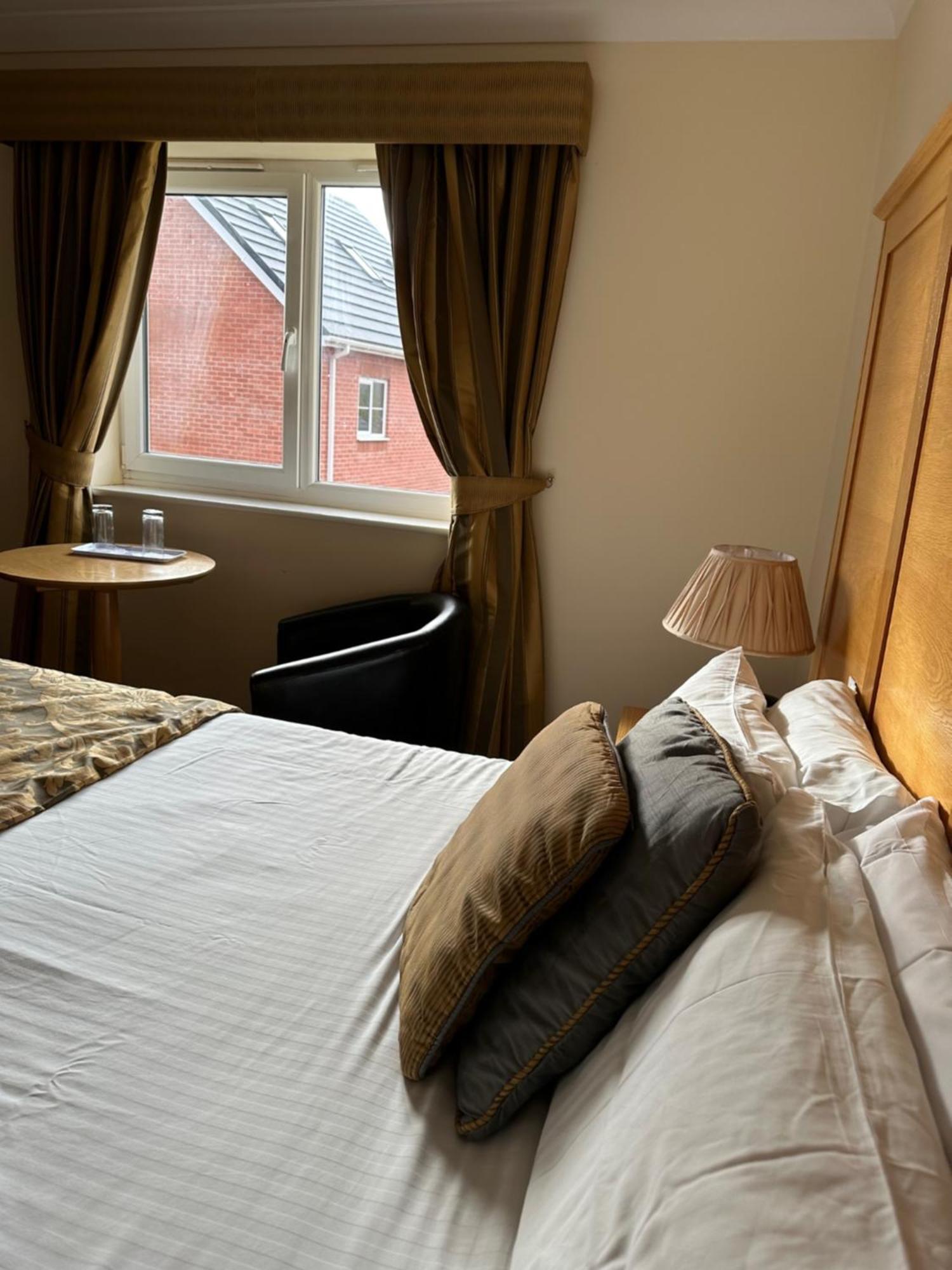 The Chetwynde Hotel Barrow-in-Furness Esterno foto